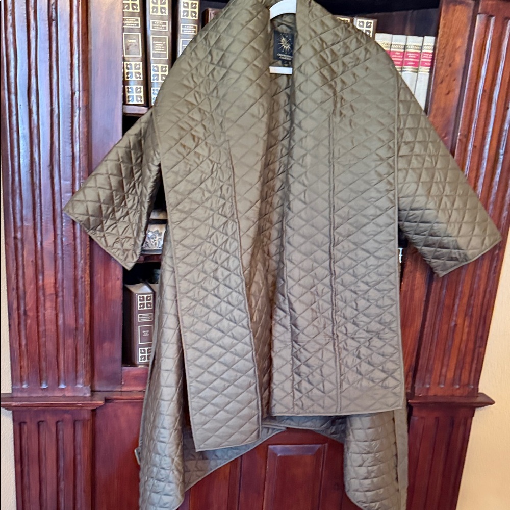 Carla Rockmore. Quilted Olive Green Women's Jacket. Perfect light weight spring